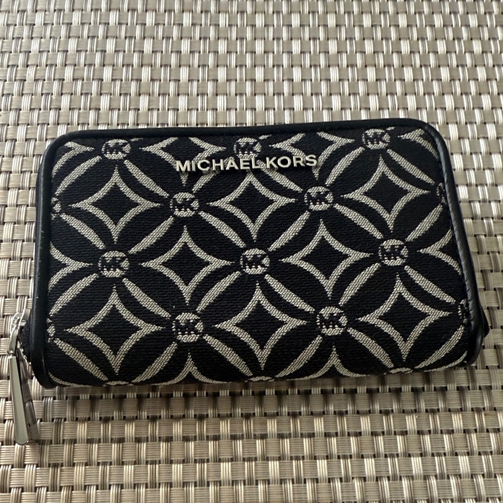 Michael Kors Black and Cream Patterned Wallet